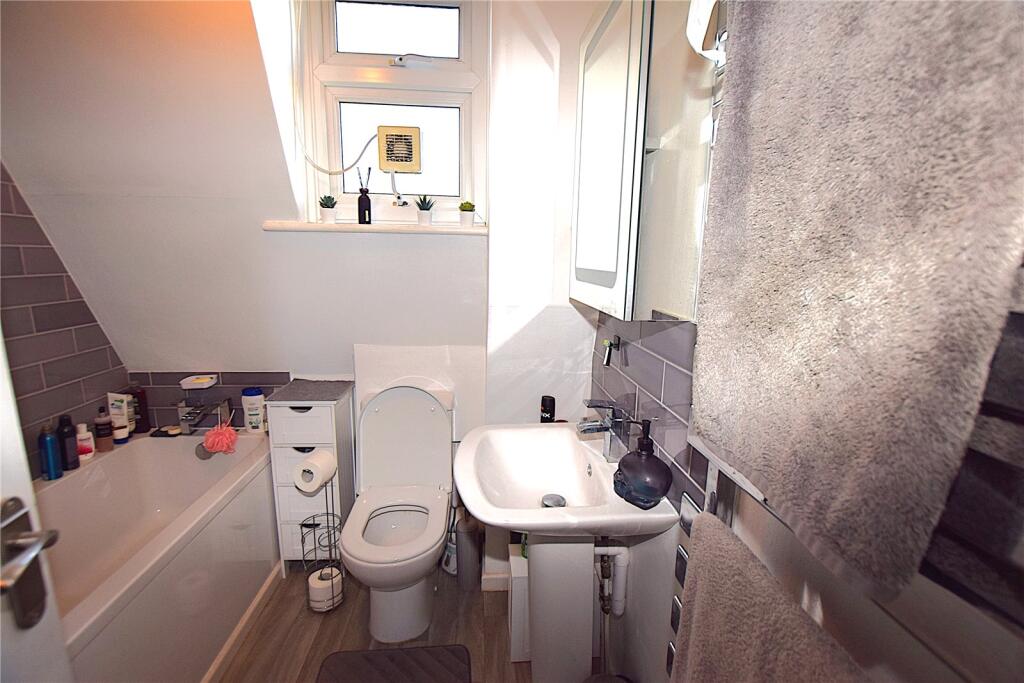 Apartment in Alton, Wooteys - View 4
