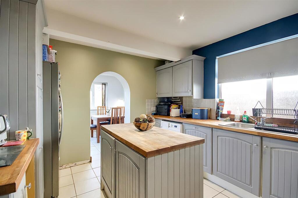 House in Brighton - View 3