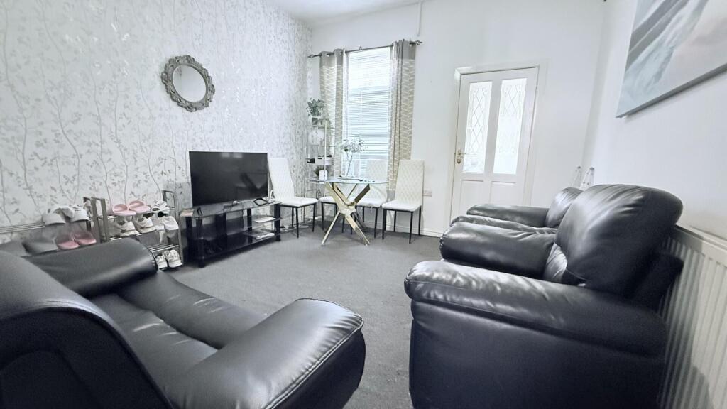 House in Coventry, West Midlands - View 5