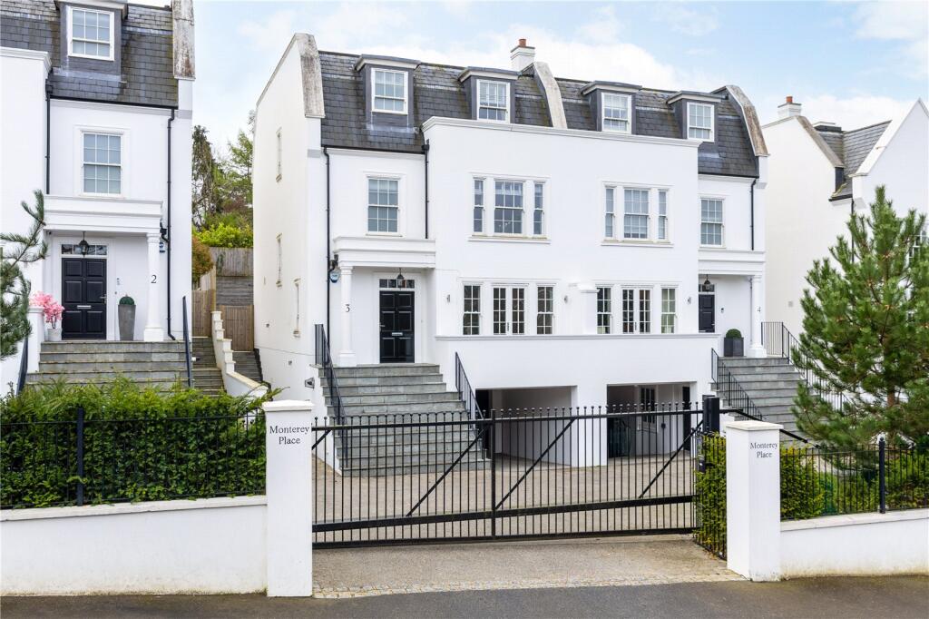 Main image of property: Oakshade Road, Oxshott, Leatherhead, Surrey, KT22