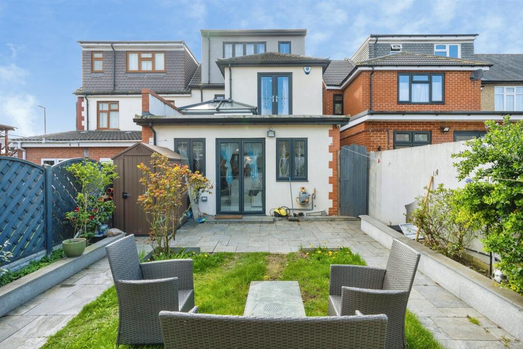 Main image of property: Biscot Road, Luton