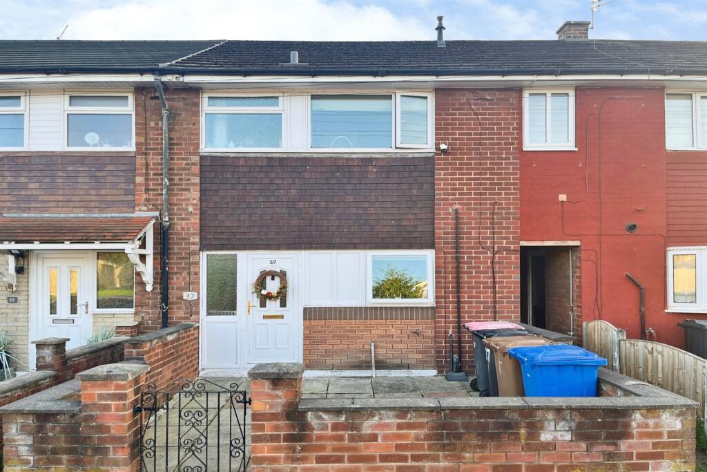 Main image of property: Parkstone Road, M44