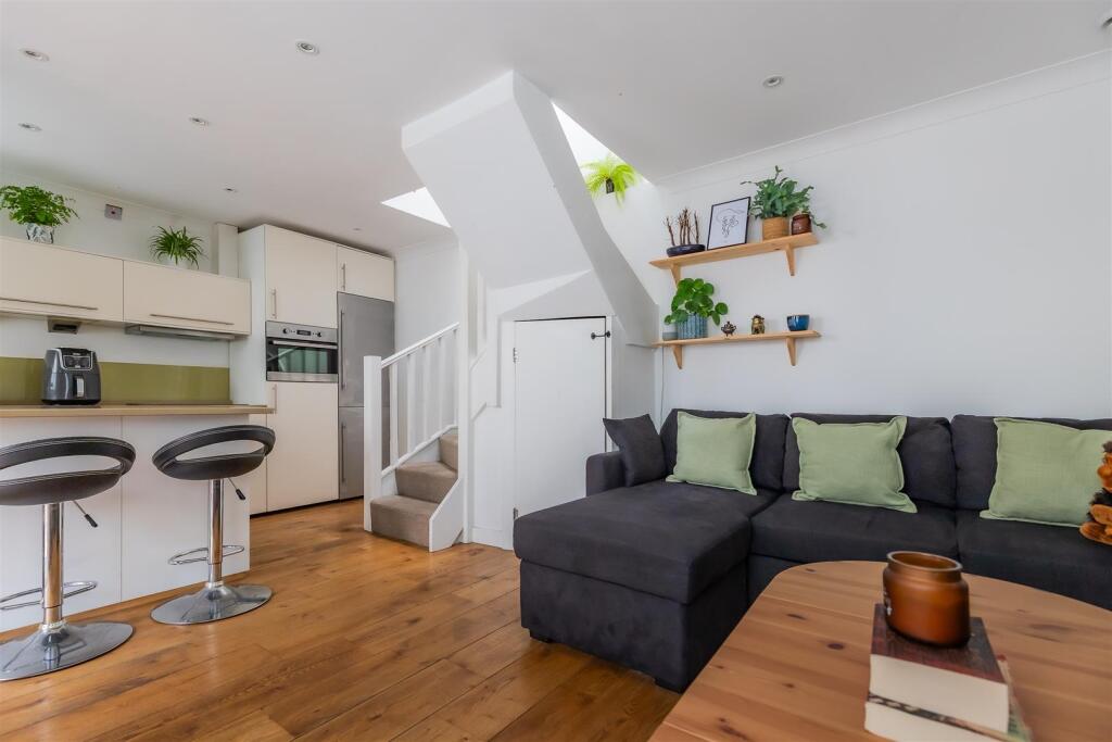 House in Cardiff - View 5