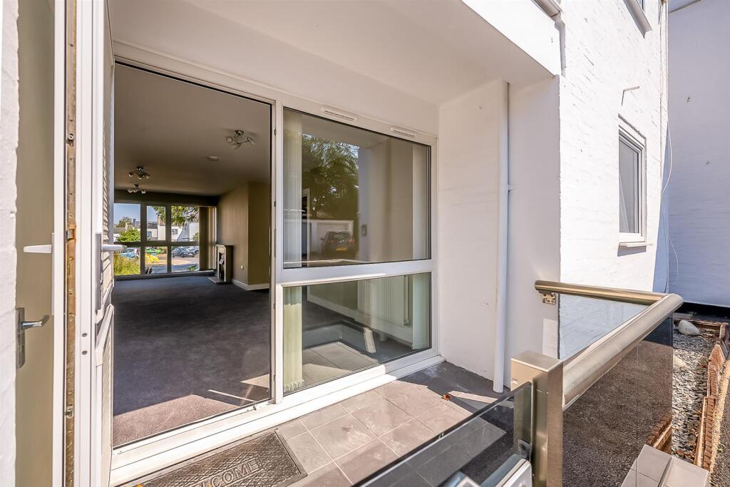 Apartment in London, Shortlands - More
