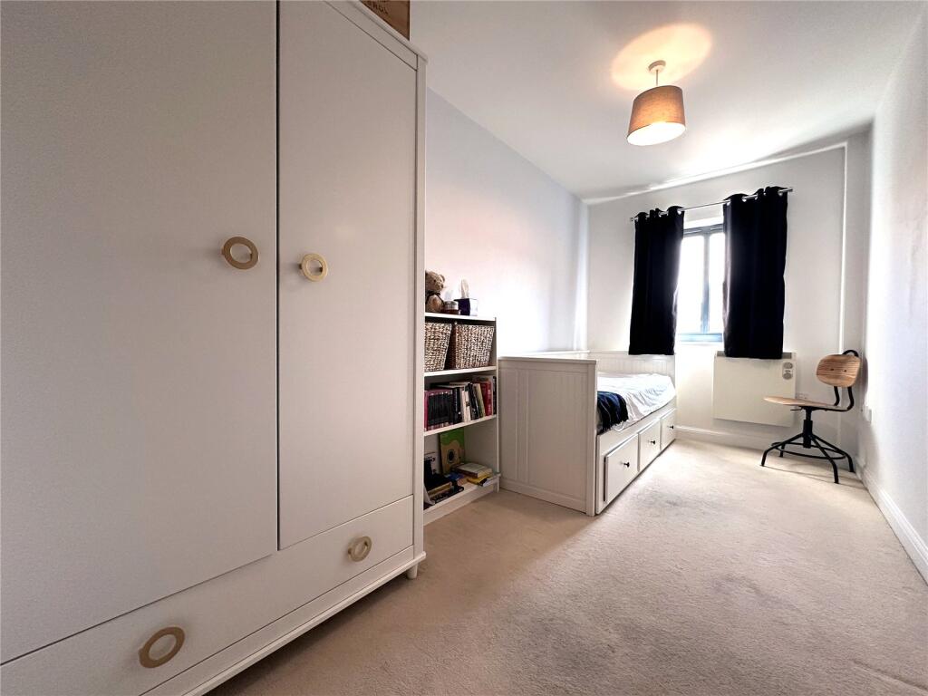 Apartment in Birmingham, West Midlands - View 5