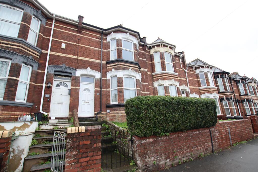 4-bed terraced on Polsloe Road, Exeter, £300,000