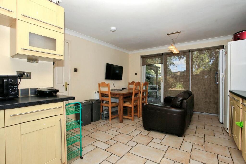 House in Peterborough - View 4