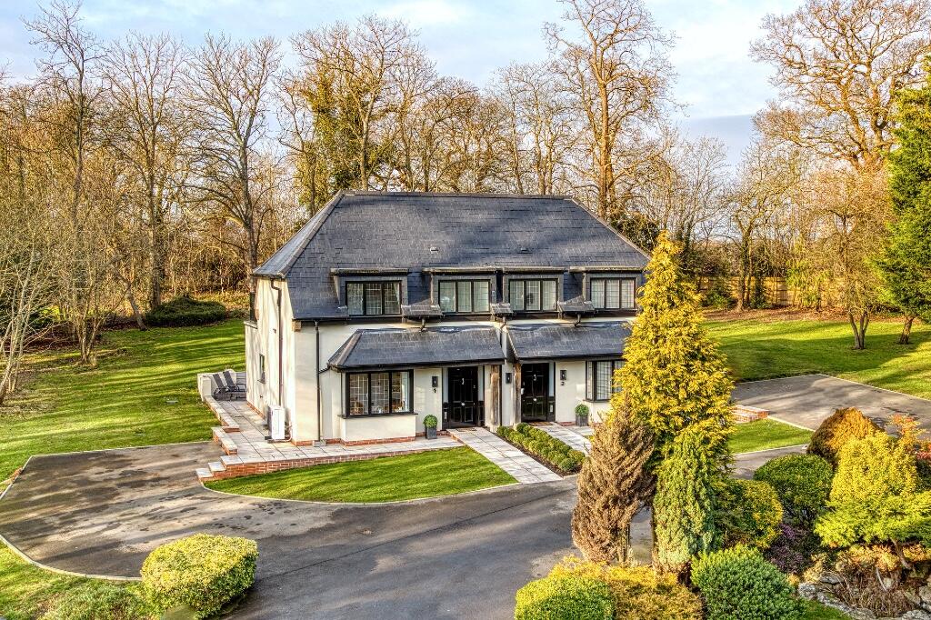 Main image of property: The Ridgeway, Potters Bar, Hertfordshire, EN6