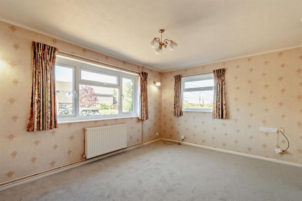 House in Maidstone, Langley - View 4