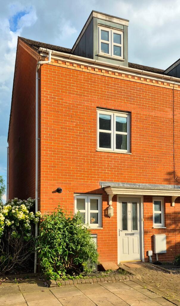 Padbury Drive, Banbury, OX16 photo 2