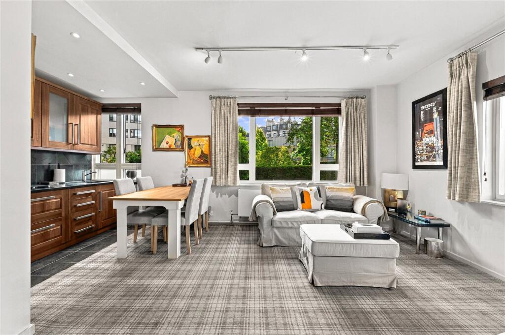 Apartment in London - View 5