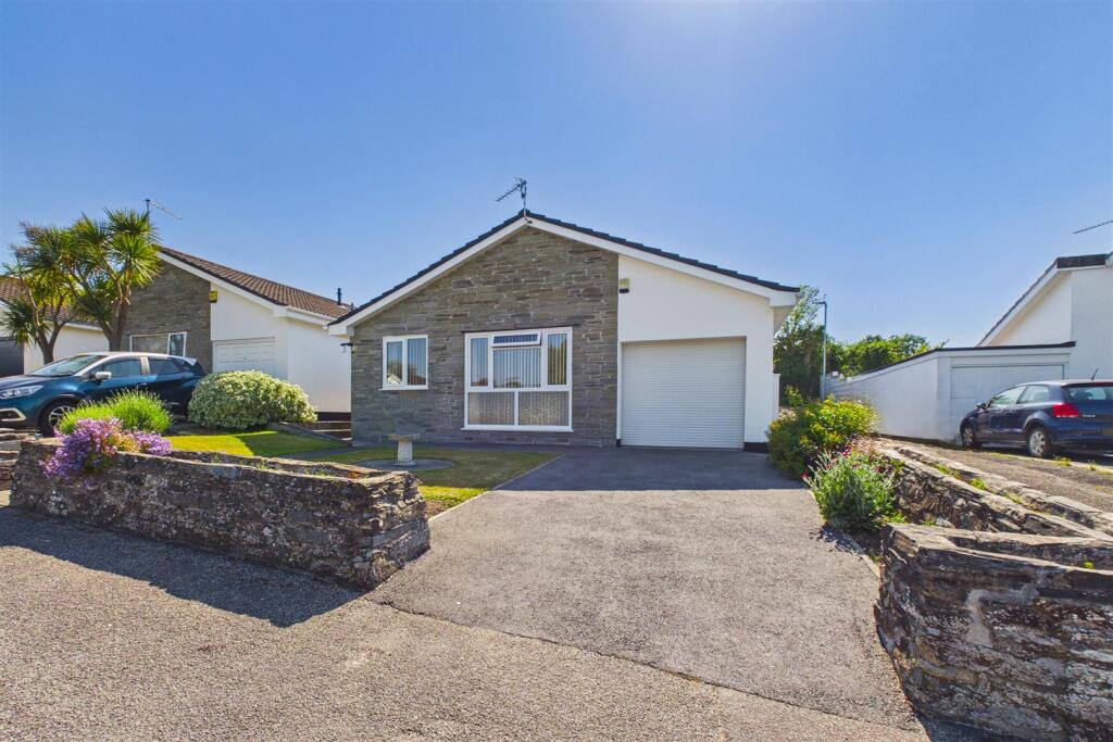 Main image of property: Bedowan Meadows, Tretherras, Newquay