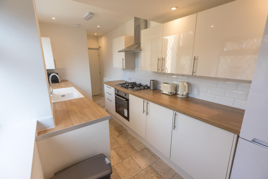House in Stockport - View 4