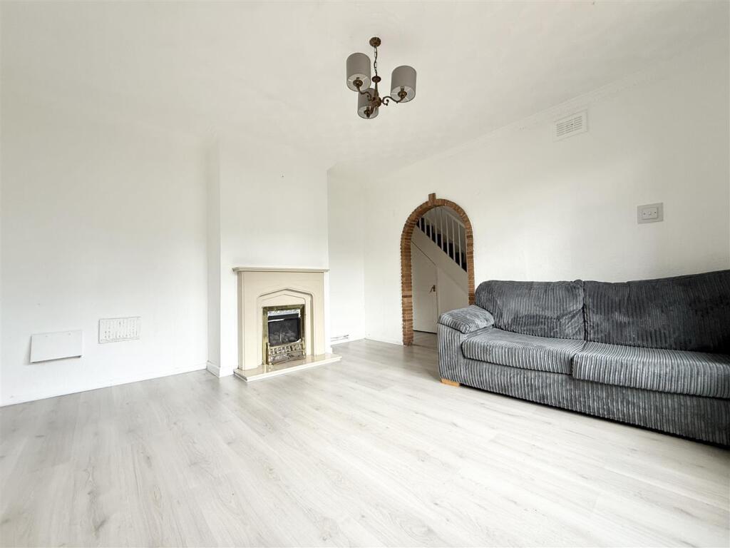 Aylestone Drive, Aylestone photo 4