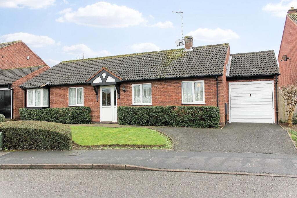 3-bed house on Slate Brook Close, Groby, LE6, £325,000