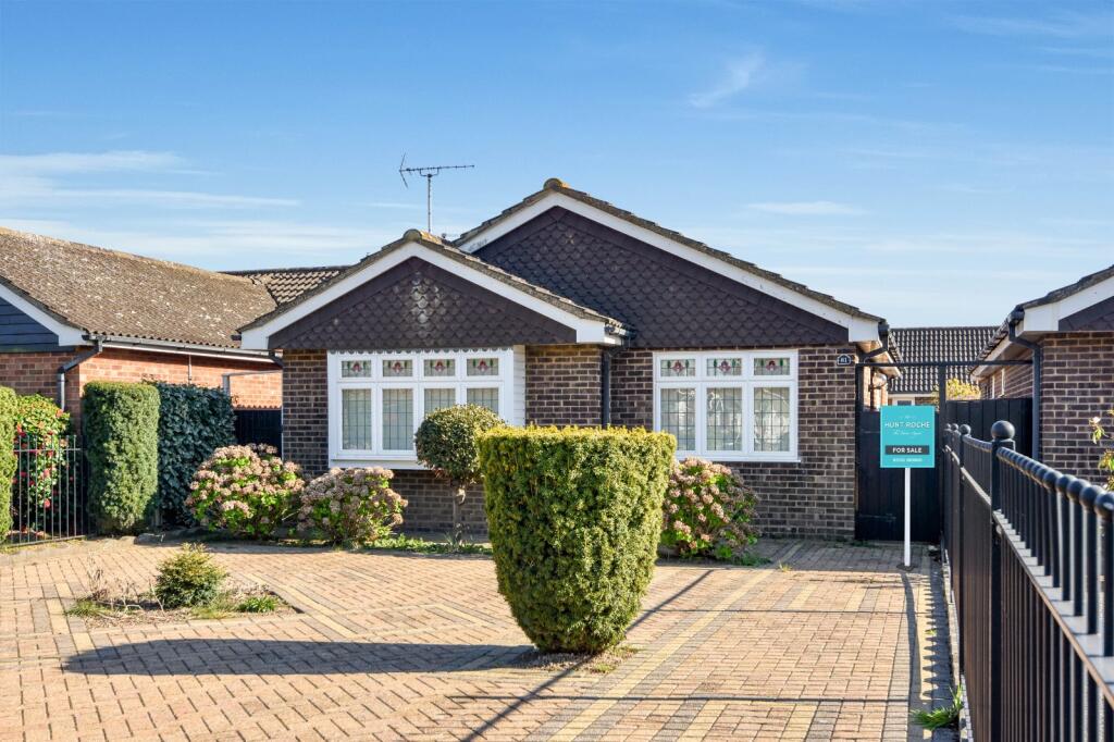 Main image of property: Aylesbeare, Bishopsteignton Location, Shoeburyness, Essex, SS3