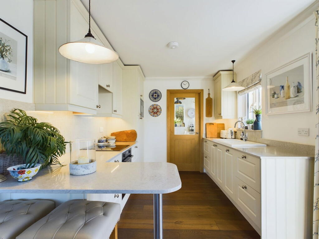 9 Gale Park, Ambleside LA22 0BN photo 4
