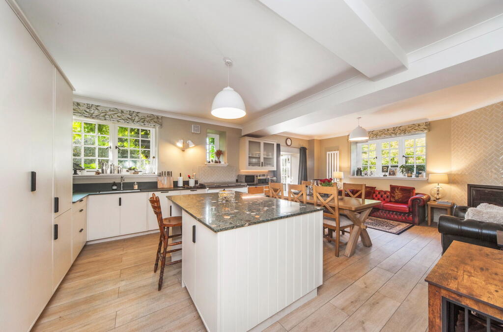 House in Truro, Cornwall - View 2