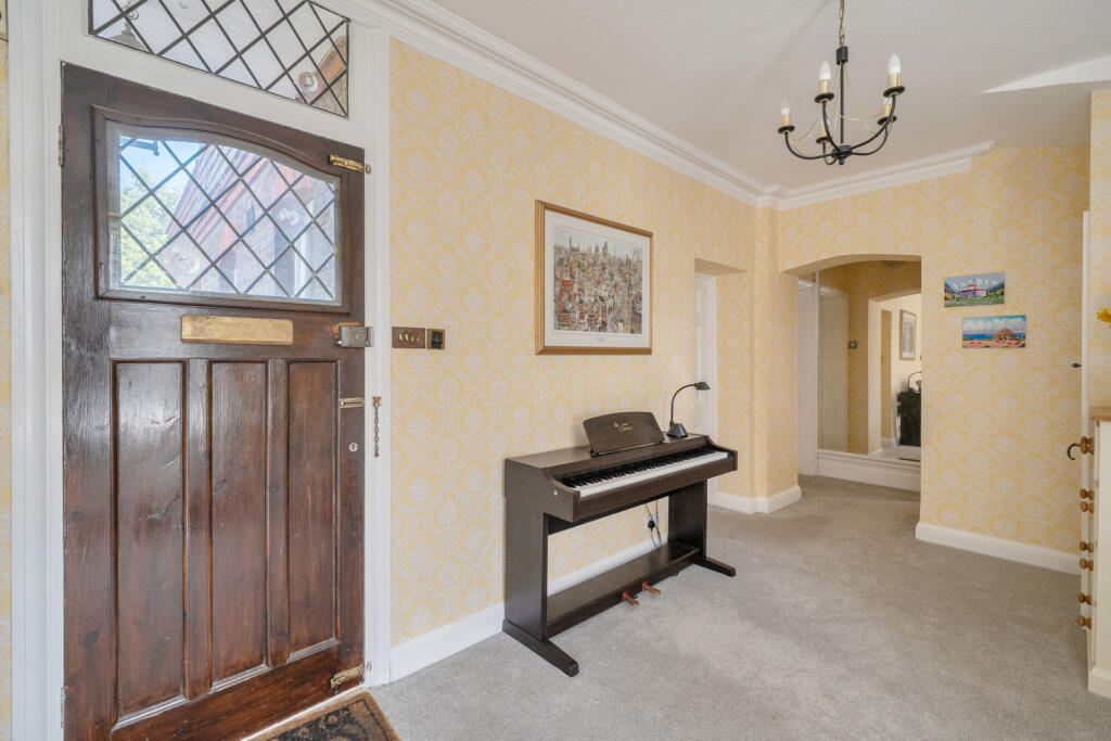 House in Harrow - View 3