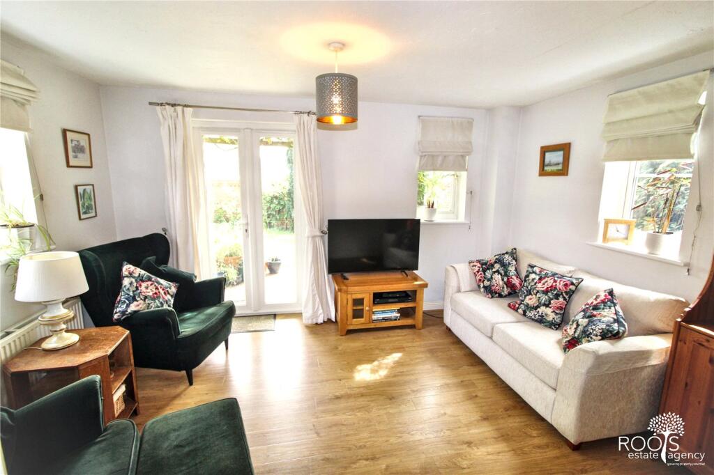 House in Cold Ash, Ashmore Green - View 3