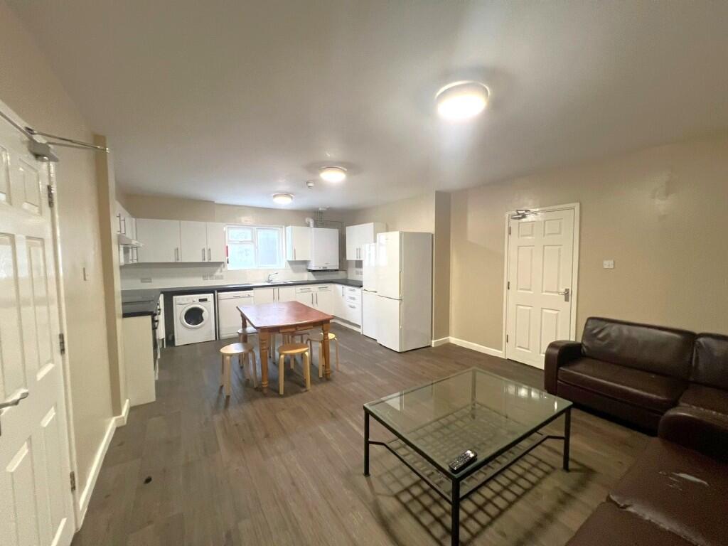 Main image of property: Stokes Croft, Bristol, BS1