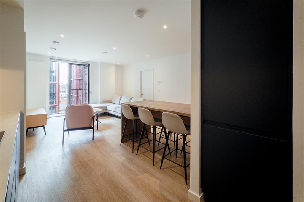Apartment in Manchester - View 4