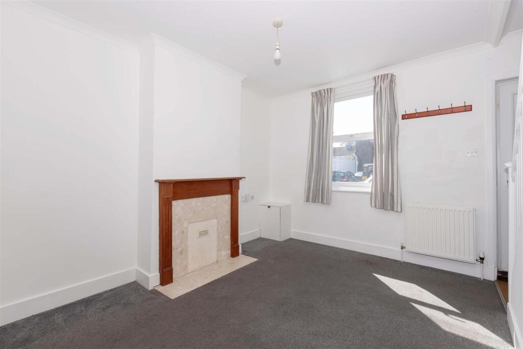 Station Road, Worthing - View 2