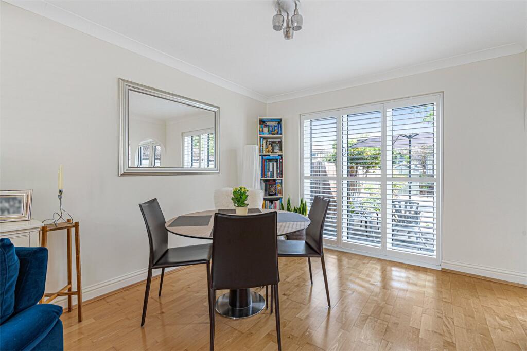 House in Watford - View 4