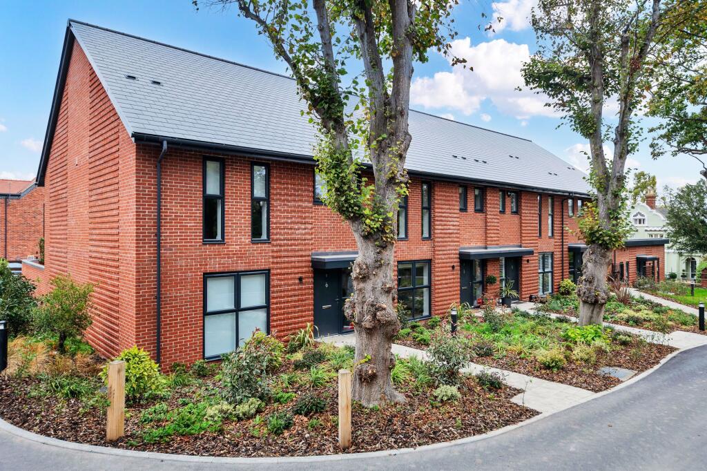 Main image of property: The Waldens, Mount Pleasant Road, CB11