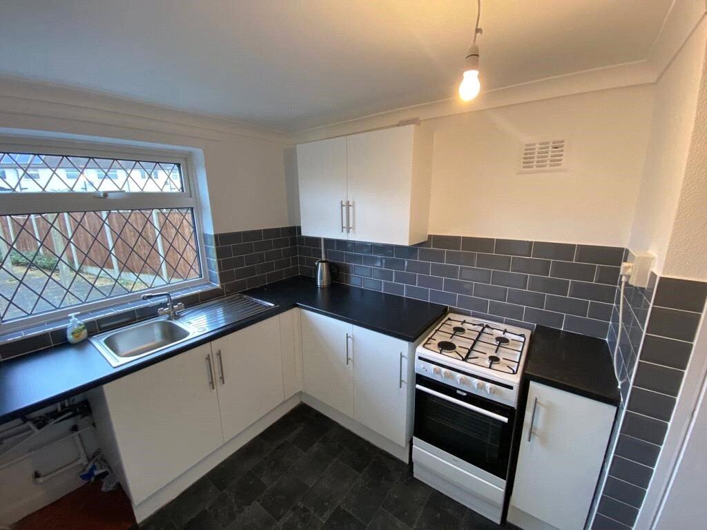 Manesty Crescent, Clifton, Nottingham, NG11 photo 2