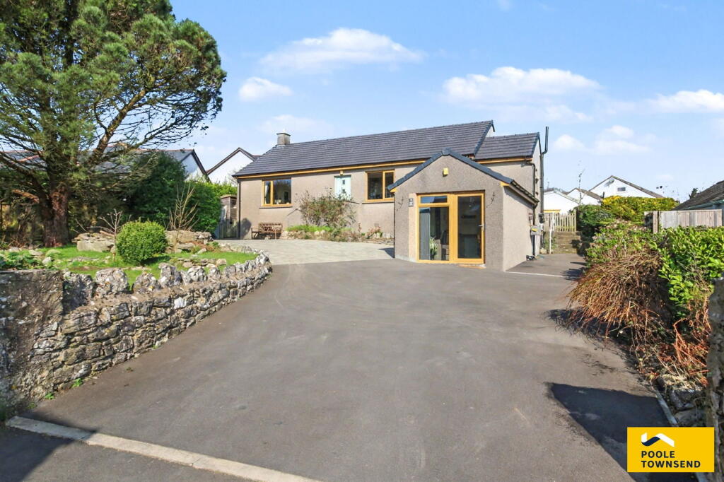 Main image of property: 27 Carter Road, Grange over Sands, Cumbria