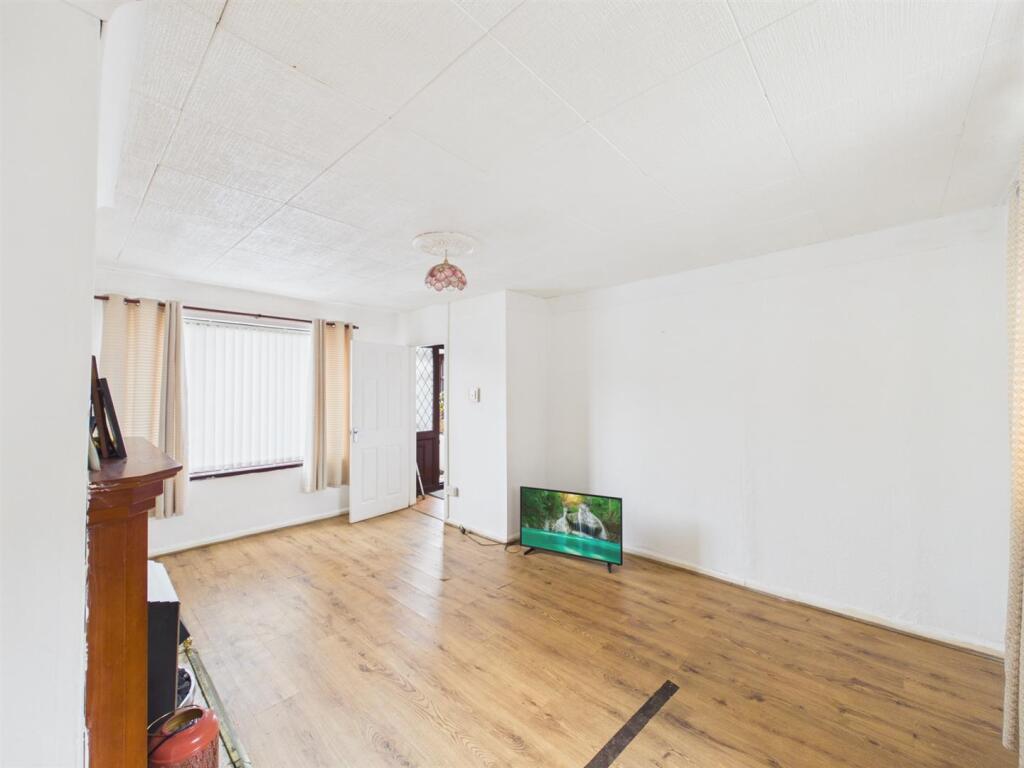 House in Llanelli, Sandy - View 5
