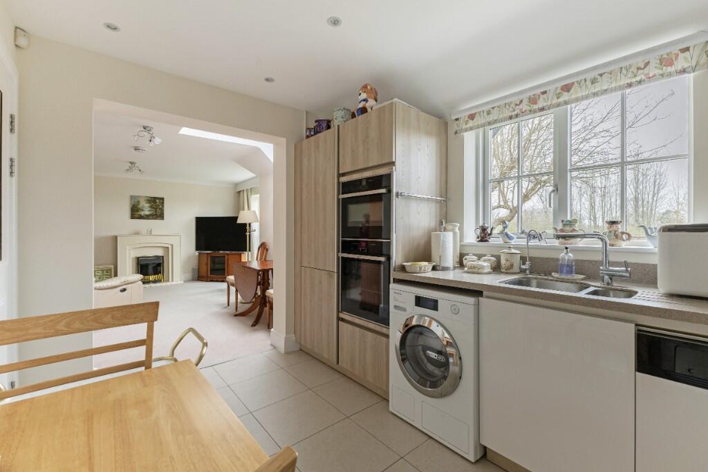 Templeton Road, Kintbury, RG17 9AE - View 4