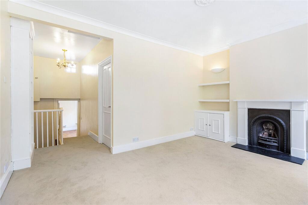 Apartment in London - More