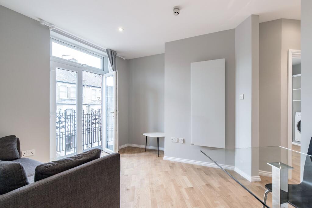 1 bedroom ground floor flat for rent