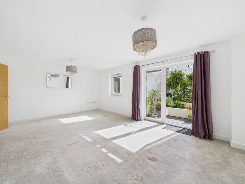 Chichester House, 1, The Waterfront, Goring-by-Sea, Worthing, BN12 - View 5