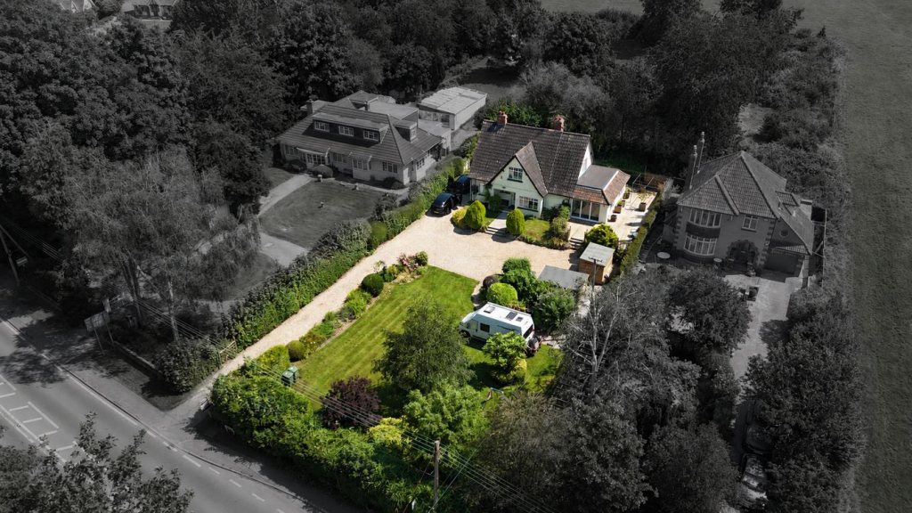 Main image of property: Bridgwater Road, Winscombe, BS25