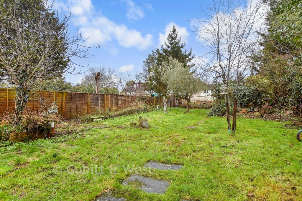 Green Wrythe Lane, Carshalton, Surrey photo 3