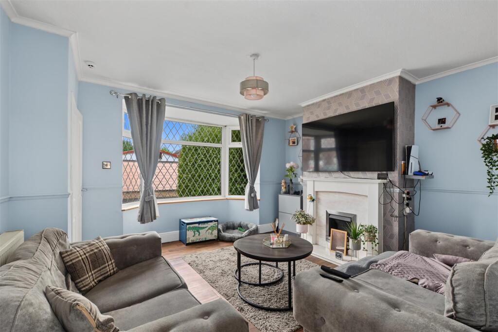 Cambridge Crescent, Stapleford, Nottingham - View 2