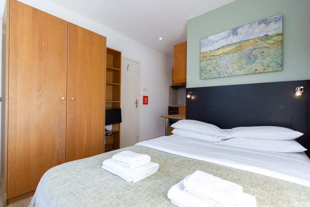 Studio flat for rent