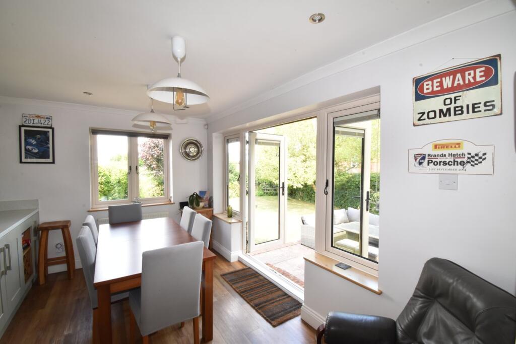 Honeysuckle Cottage, Headcorn Road, Platts Heath, ME17 - View 5