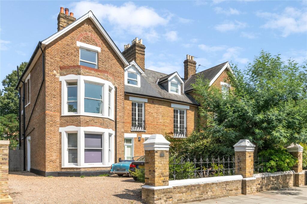 Main image of property: Kew Gardens Road, Kew, Surrey, TW9