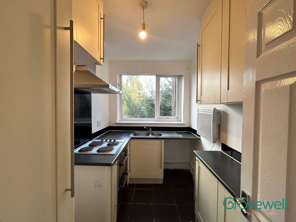 Apartment in Bury, Greater Manchester - View 5