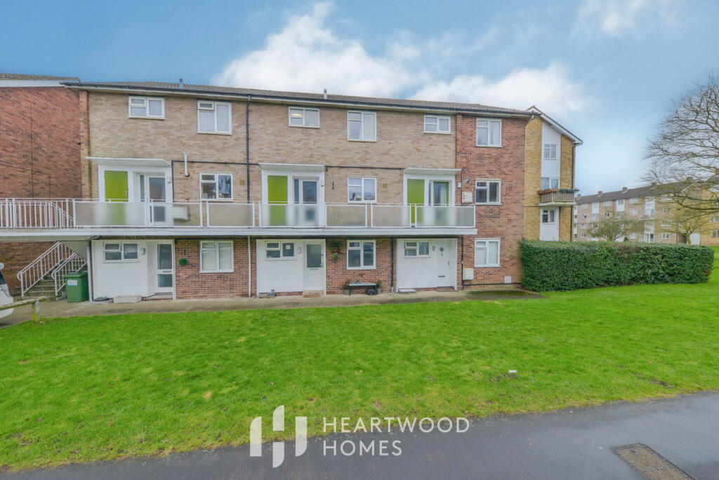 Main image of property: The Ridgeway, St. Albans, AL4 9TZ