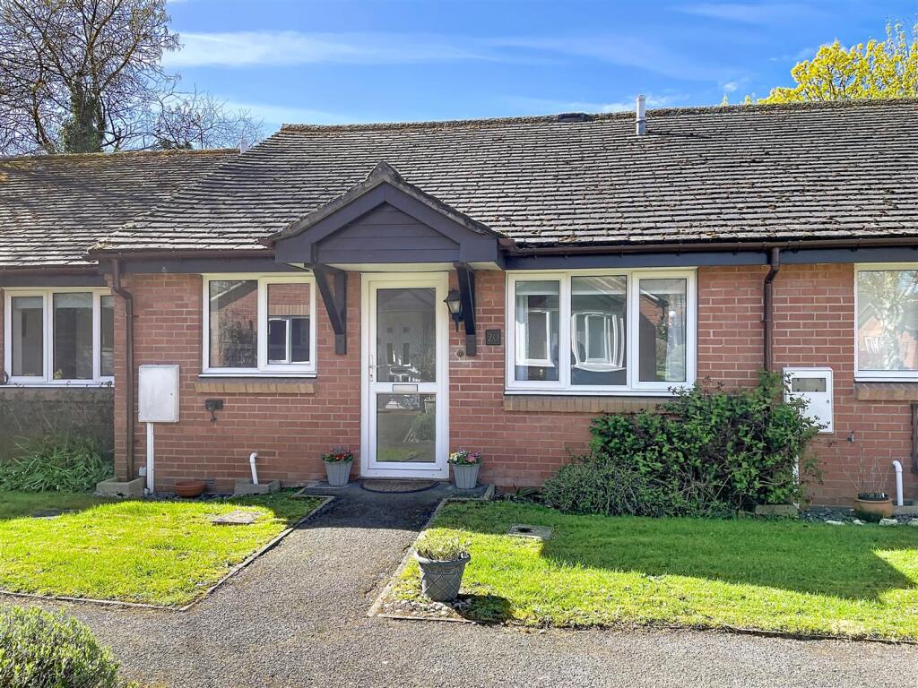 Main image of property: Ashdene Gardens, Kenilworth