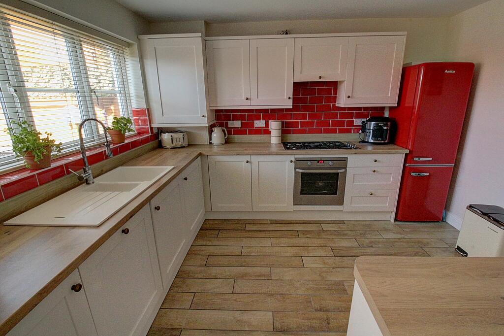 Utah Close, Hinckley, LE10 - View 3