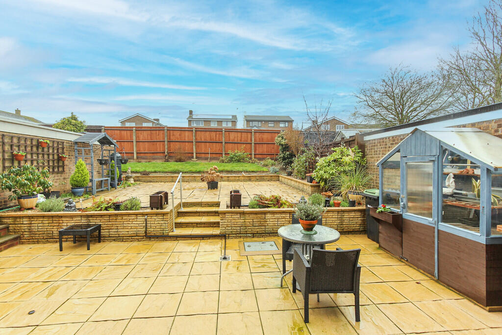 House in Wellingborough, Redhill Grange - View 3