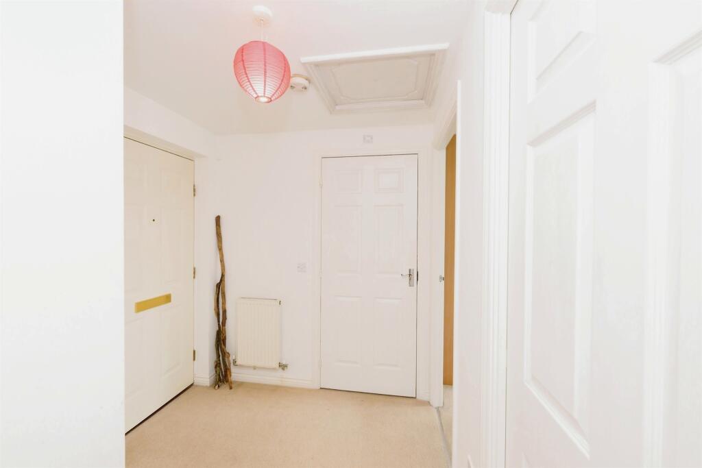 Apartment in Epping Forest, Waltham Abbey - View 4