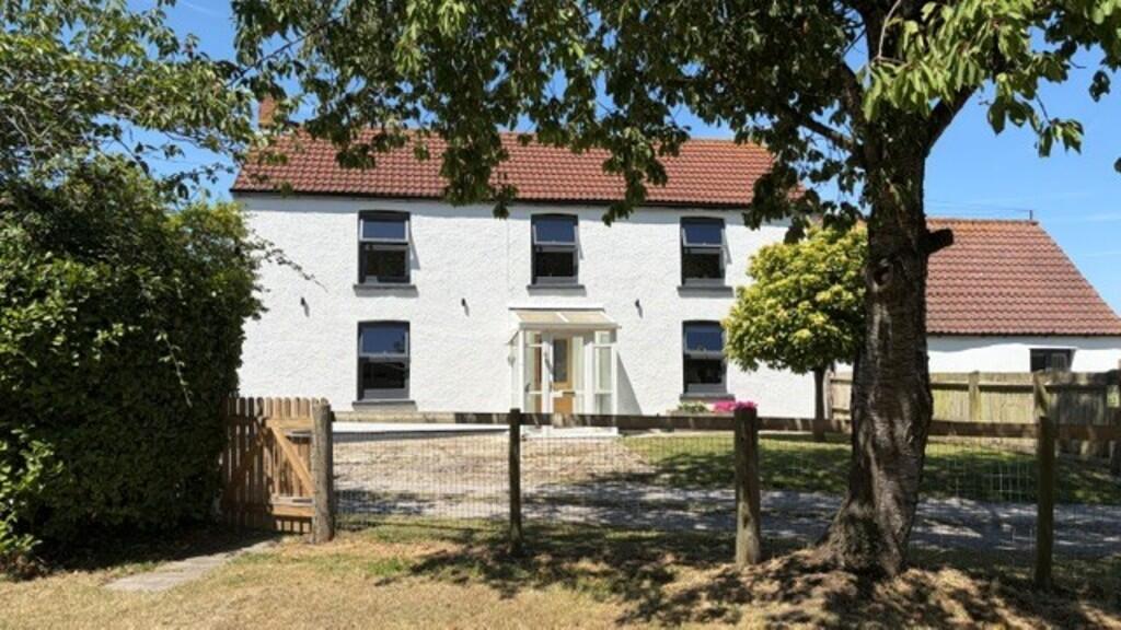 Main image of property: Hewish, Weston-super-Mare