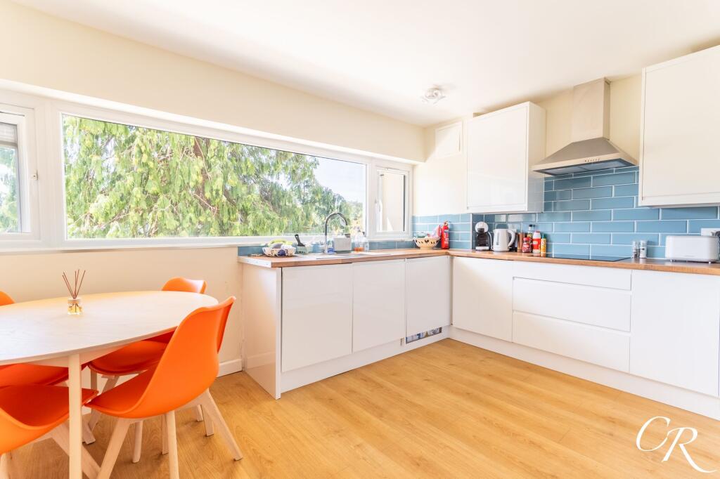 Apartment in Cheltenham, Marle Hill, Prestbury - View 3